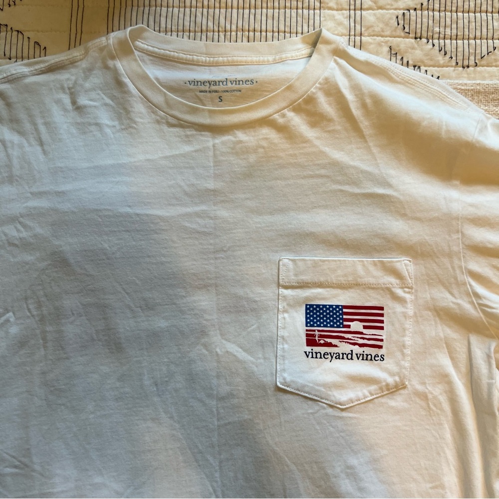 Vineyard Vines White Tee with American Flag Pocket - Picture 2 of 3